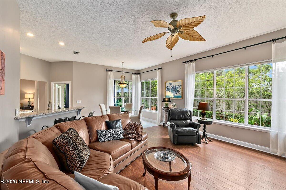 113 OAK VIEW Circle