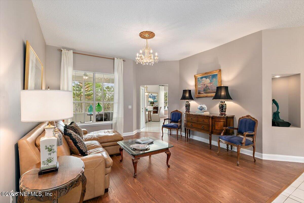 113 OAK VIEW Circle