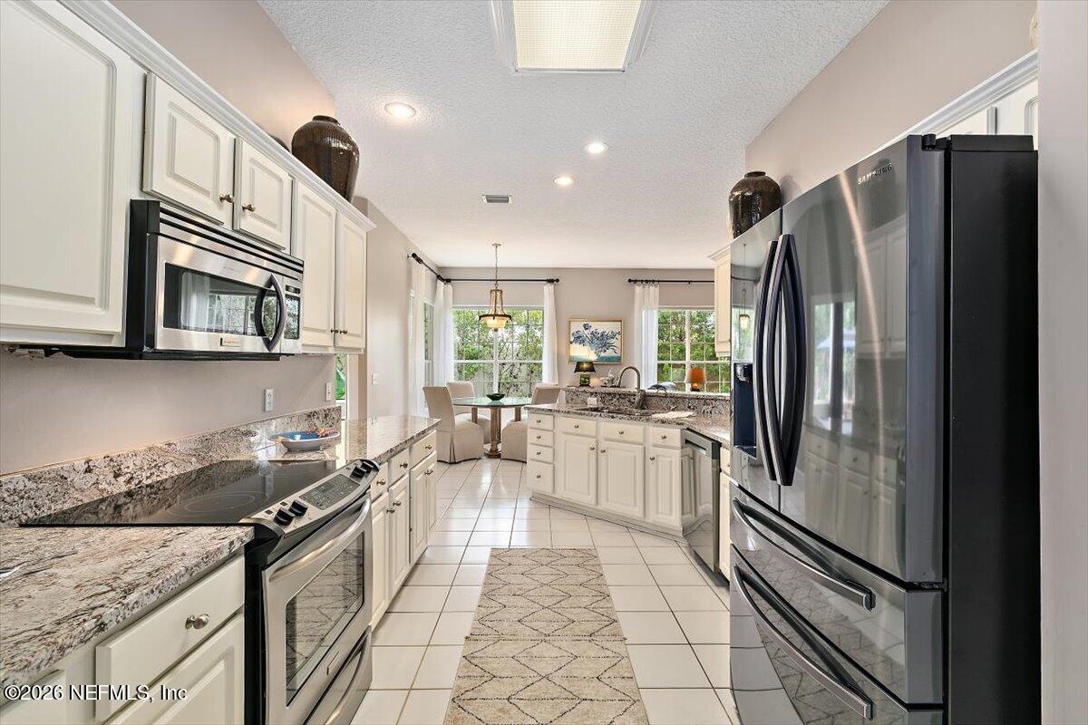113 OAK VIEW Circle