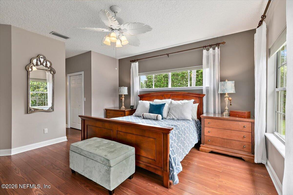 113 OAK VIEW Circle