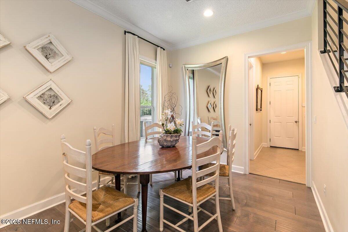 309 N SEA LAKE Lane