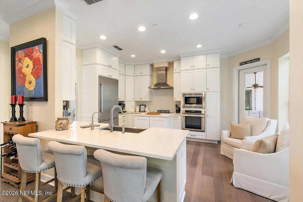 309 N SEA LAKE Lane
