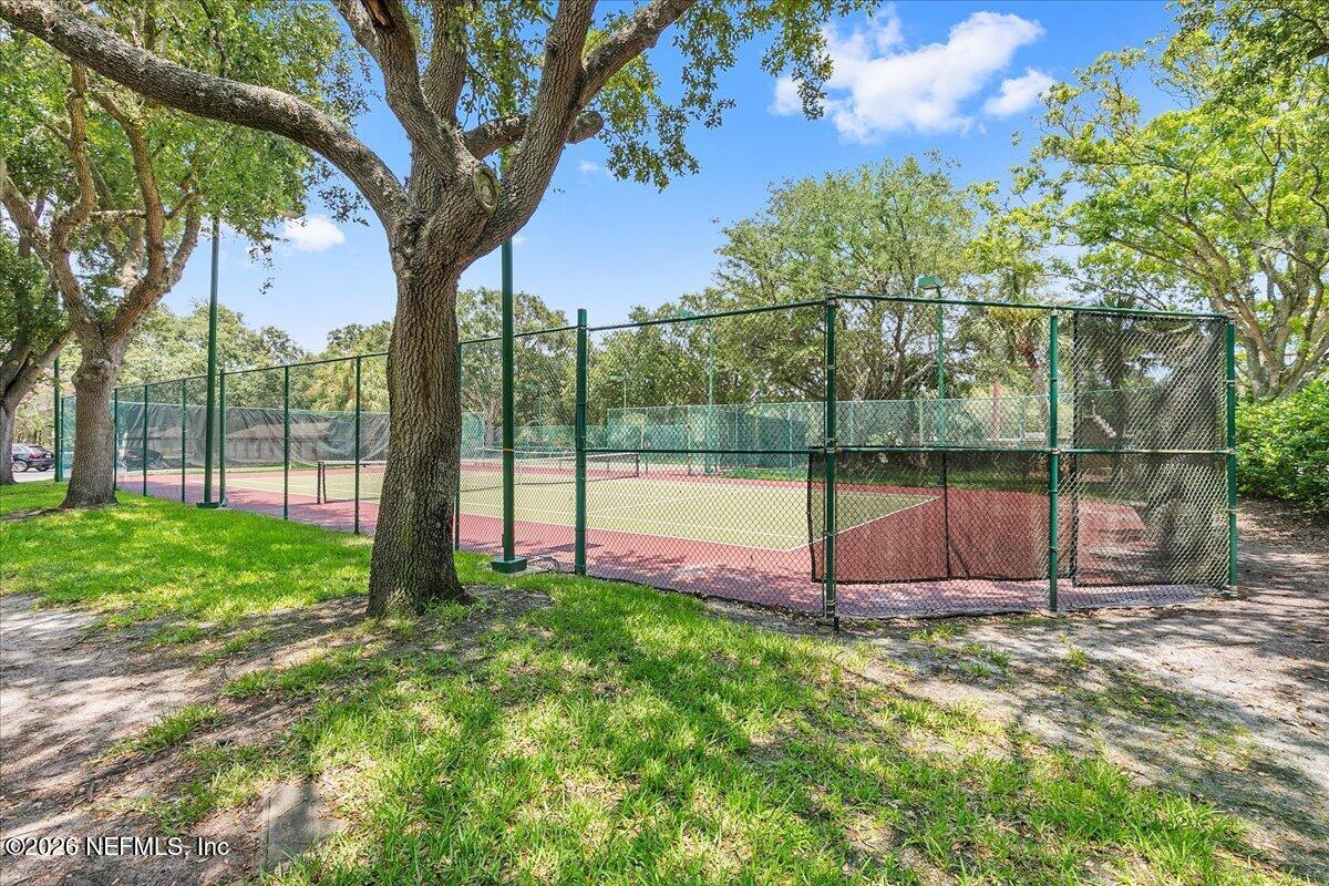 27 ARBOR CLUB Drive 318