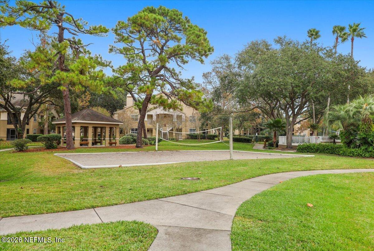 27 ARBOR CLUB Drive 318