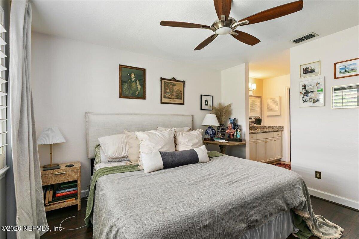 27 ARBOR CLUB Drive 318