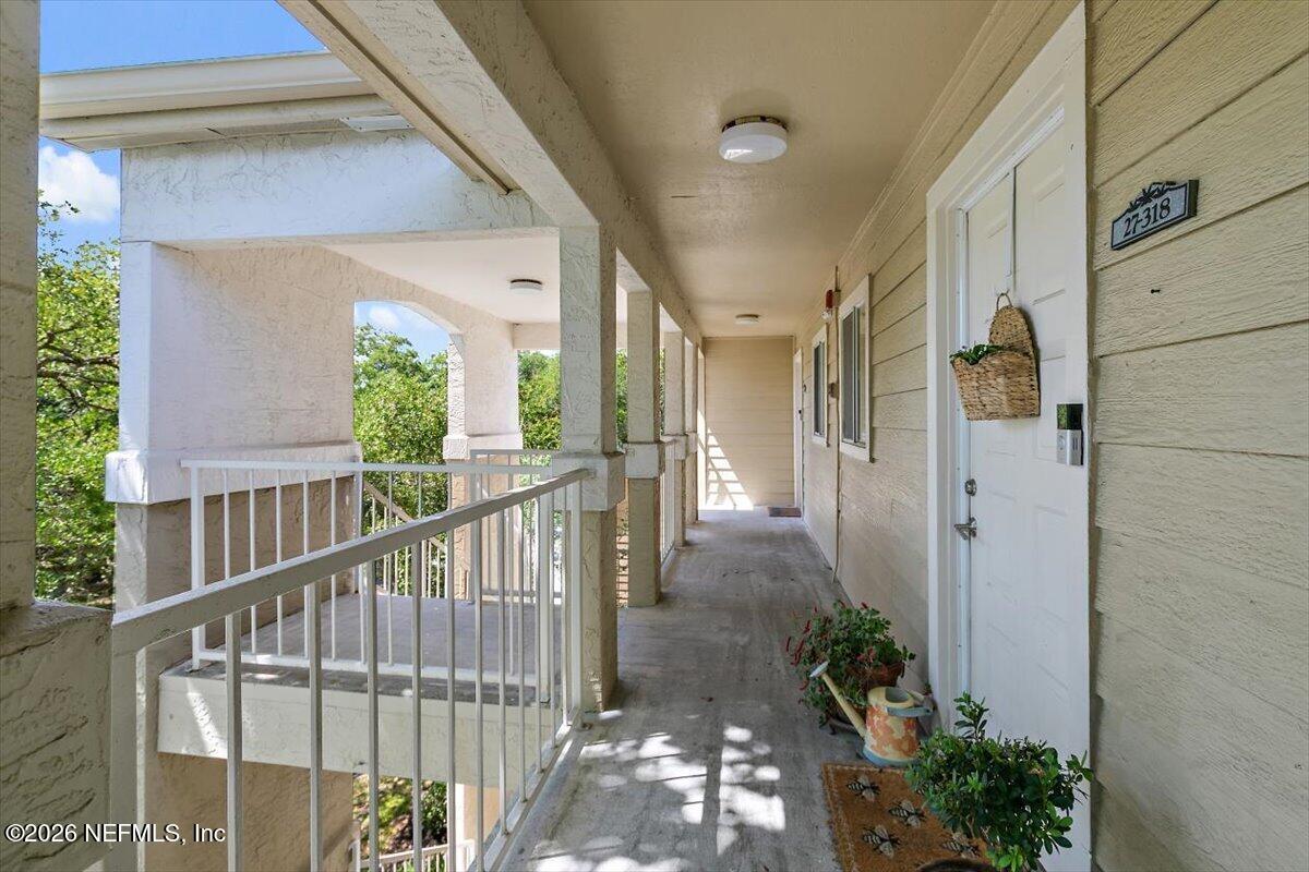 27 ARBOR CLUB Drive 318