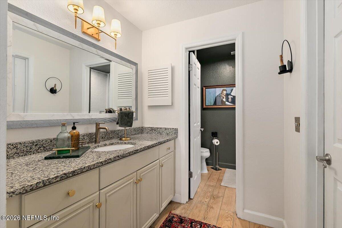 27 ARBOR CLUB Drive 318