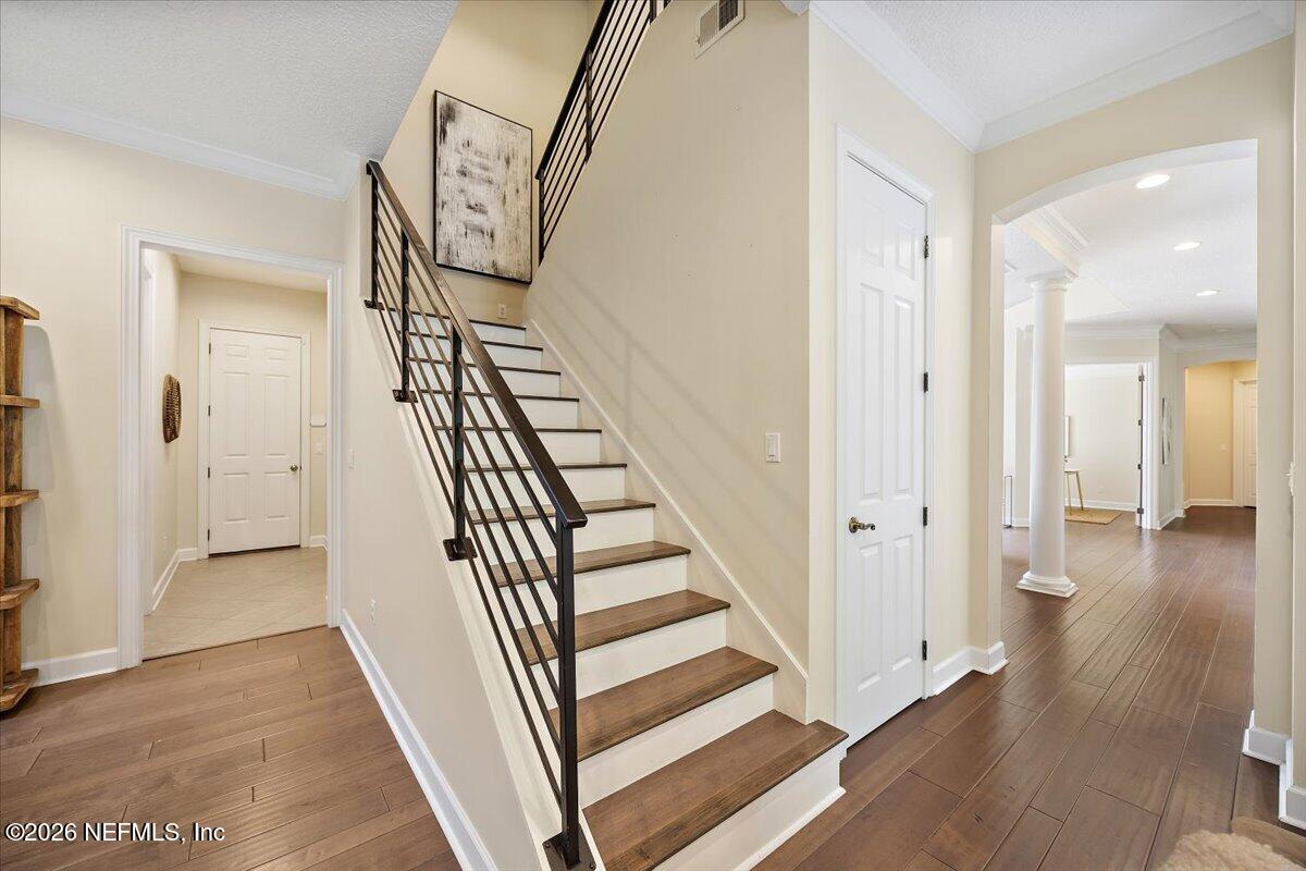 309 N SEA LAKE Lane