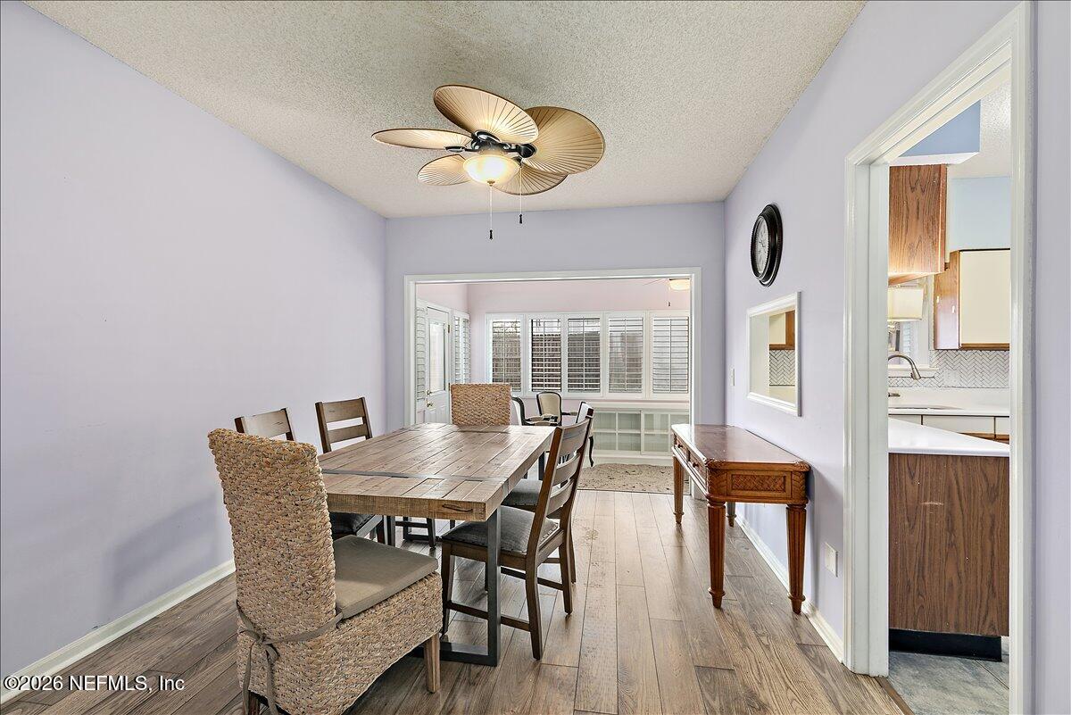 2105 WOOD HILL Drive 2105