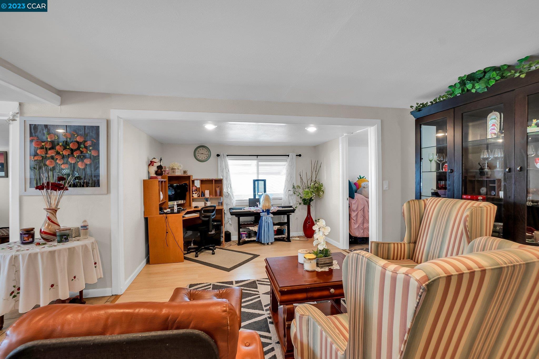 193 suez drive