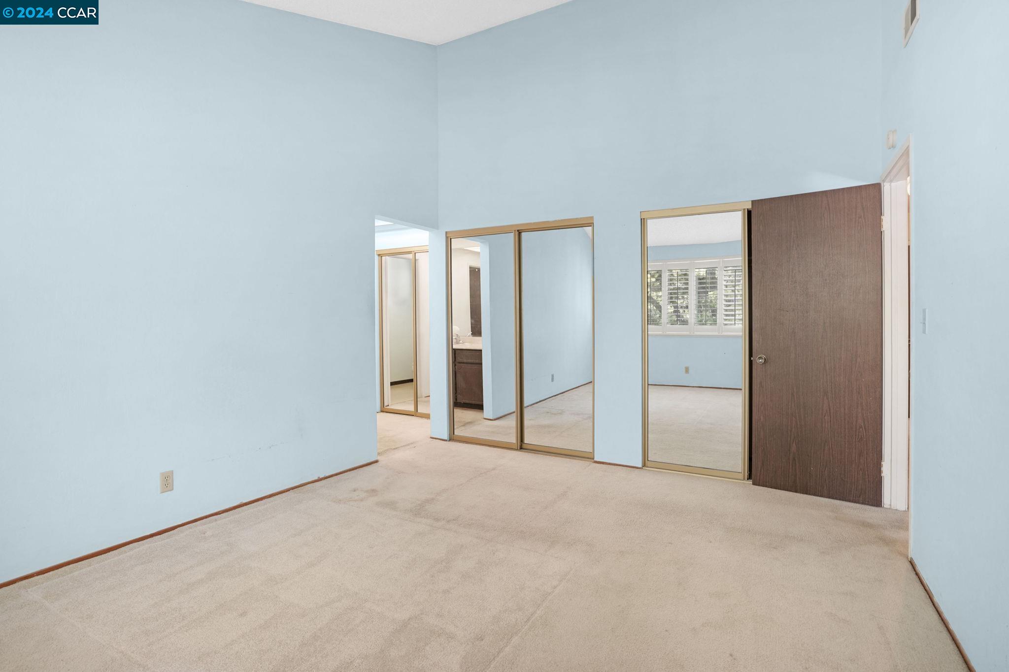 124 Fountainhead Ct.