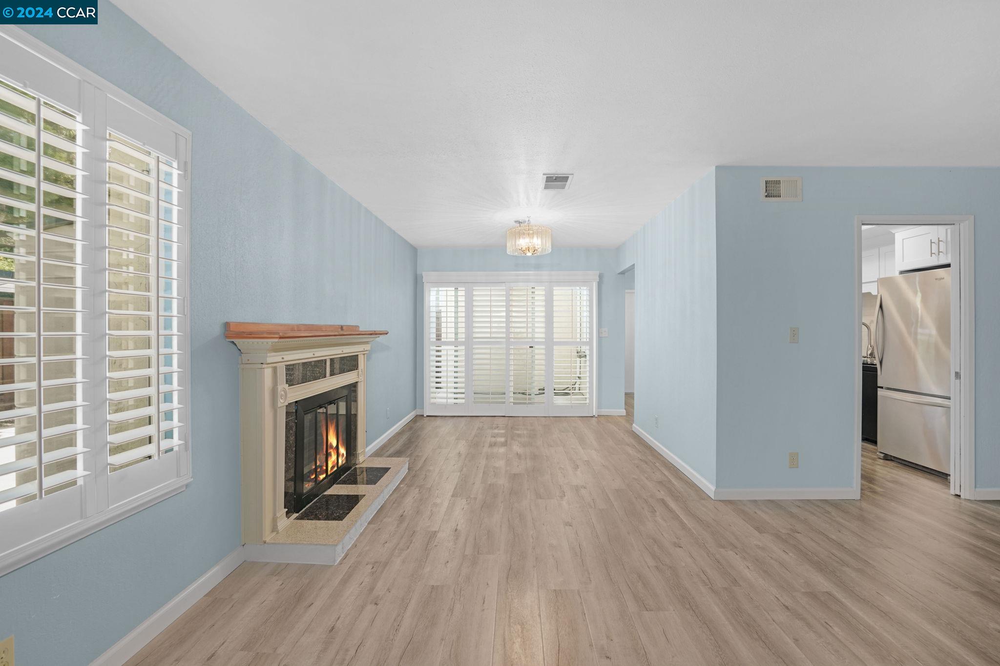 124 Fountainhead Ct.