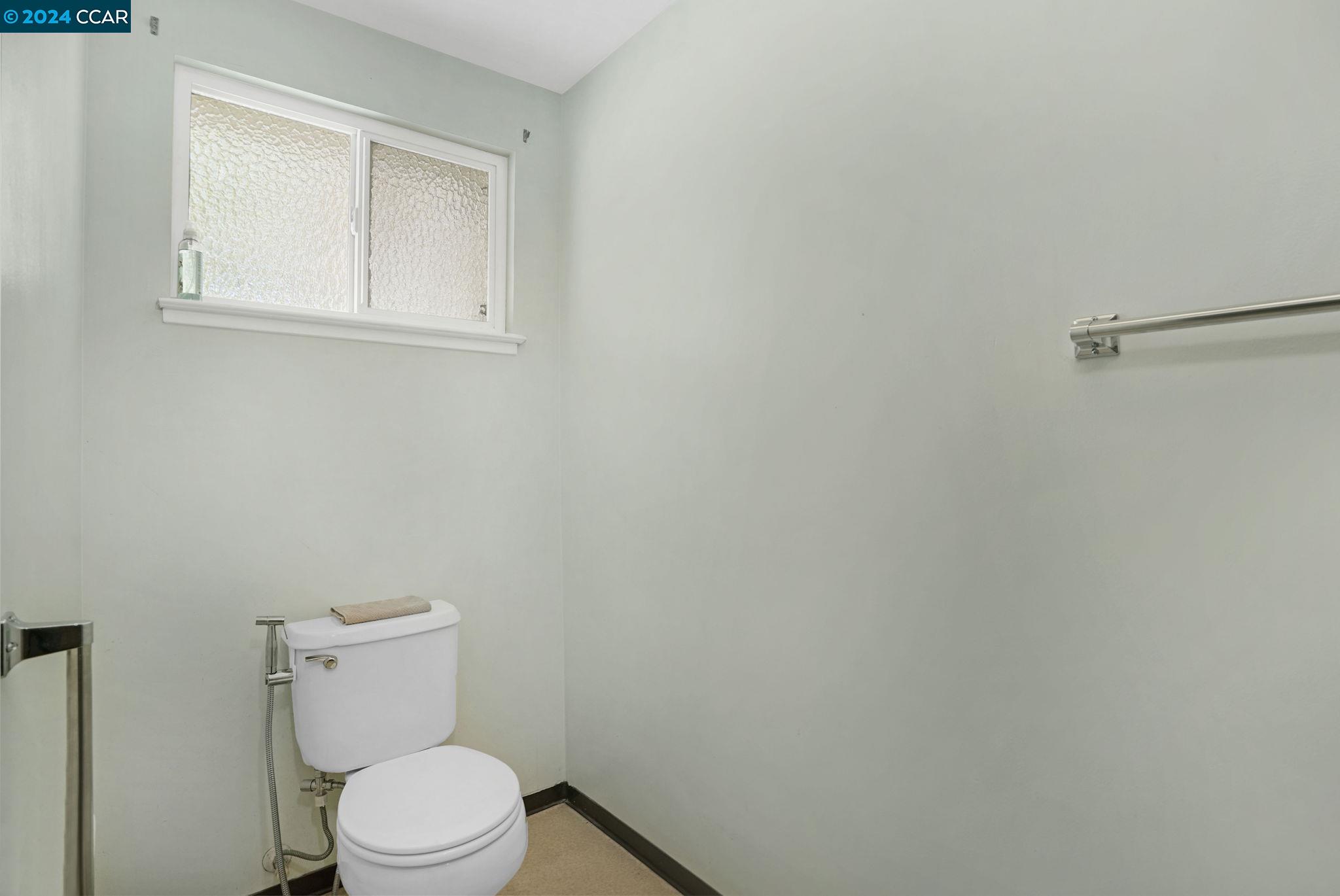 124 Fountainhead Ct.