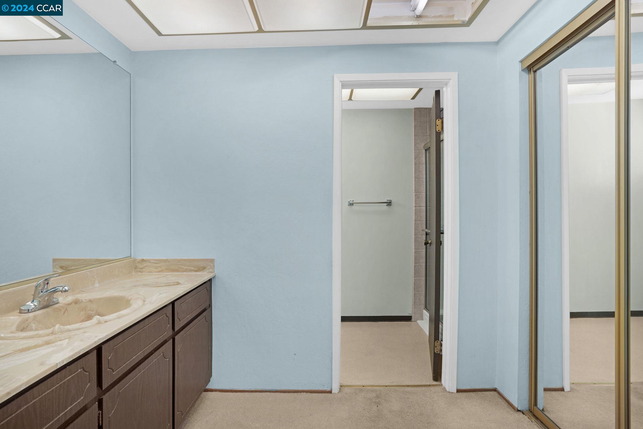 124 Fountainhead Ct.