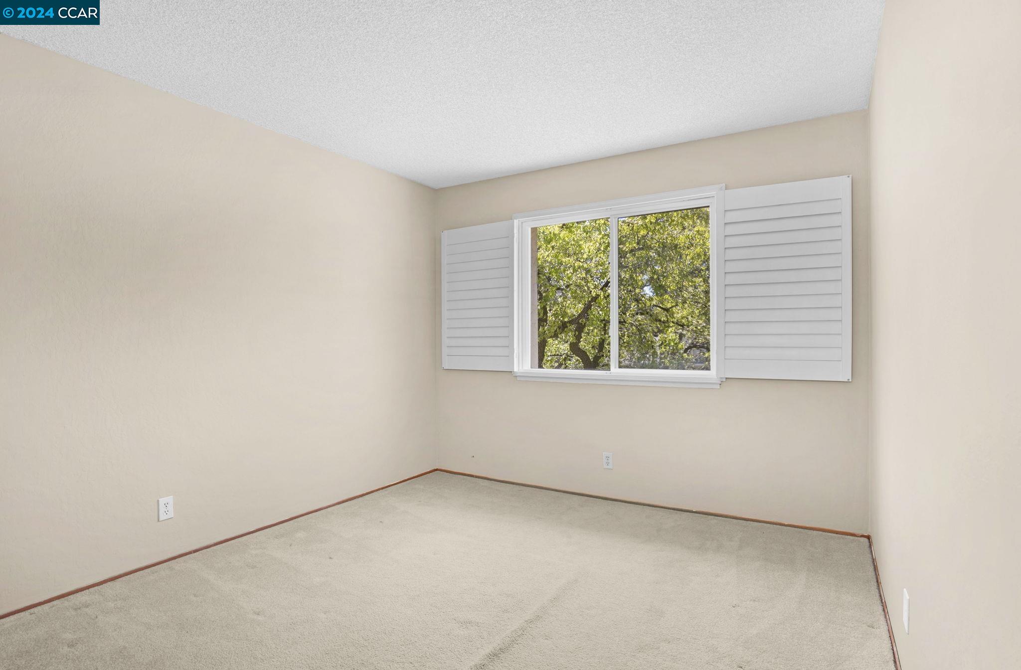 124 Fountainhead Ct.