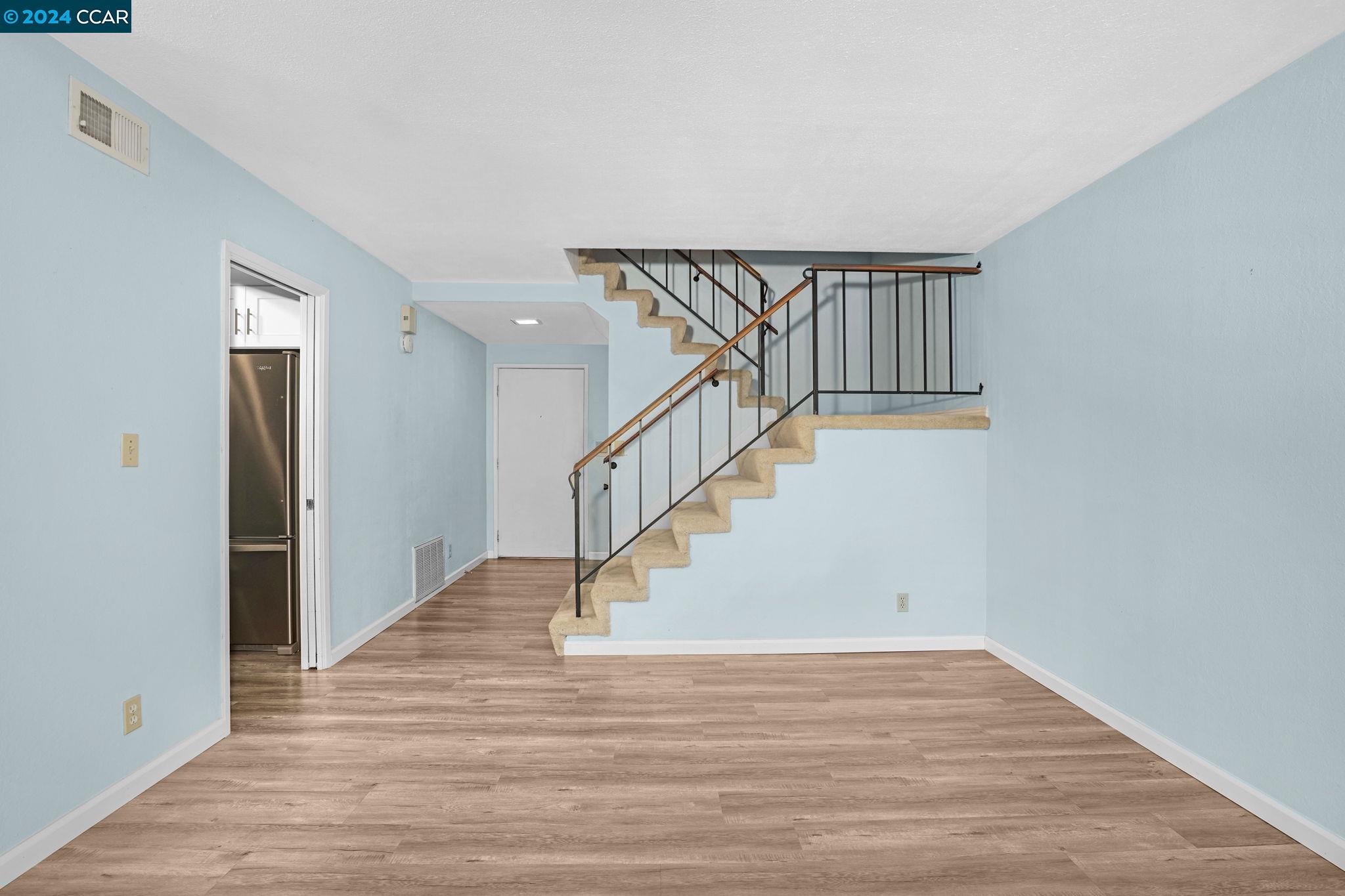 124 Fountainhead Ct.