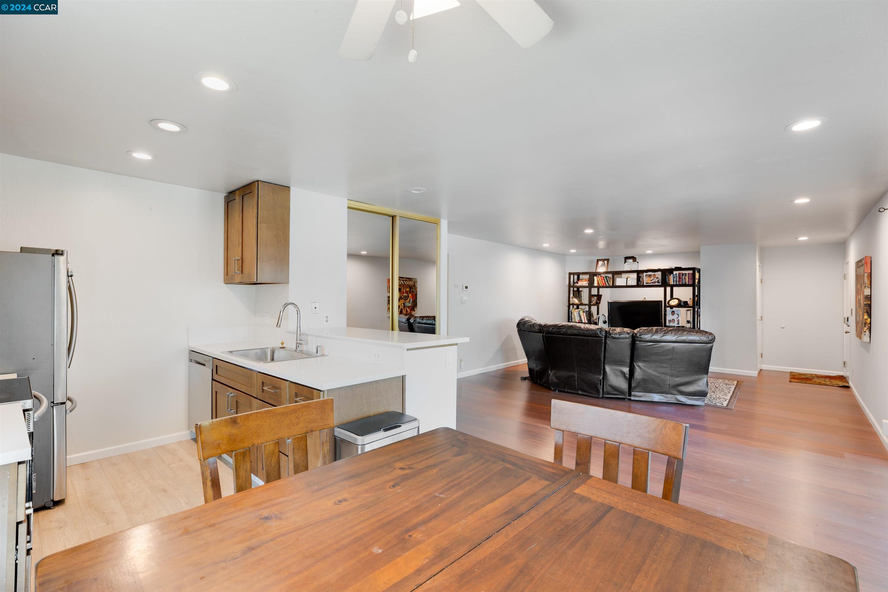9085 Alcosta Blvd # 398