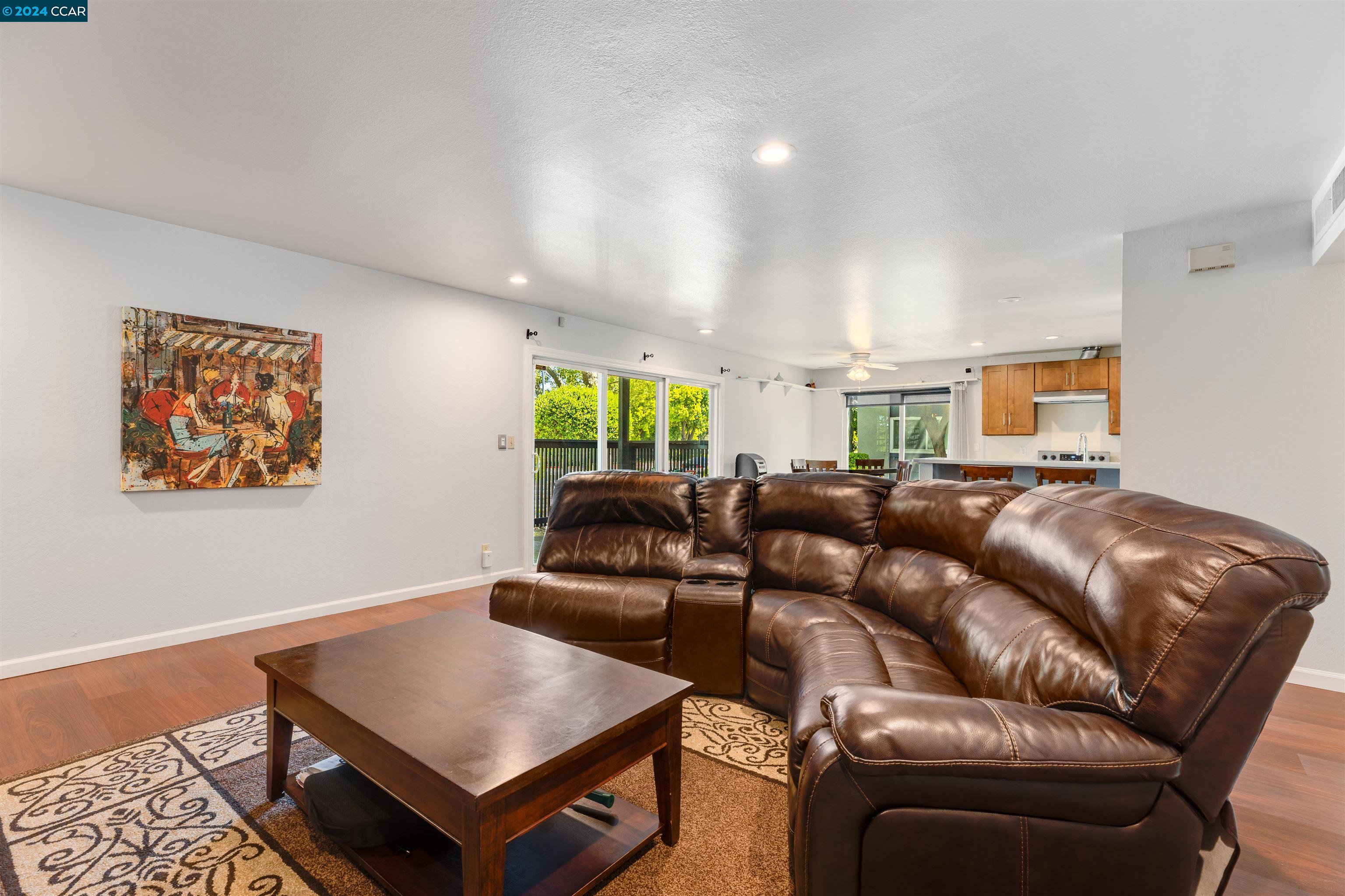 9085 Alcosta Blvd # 398