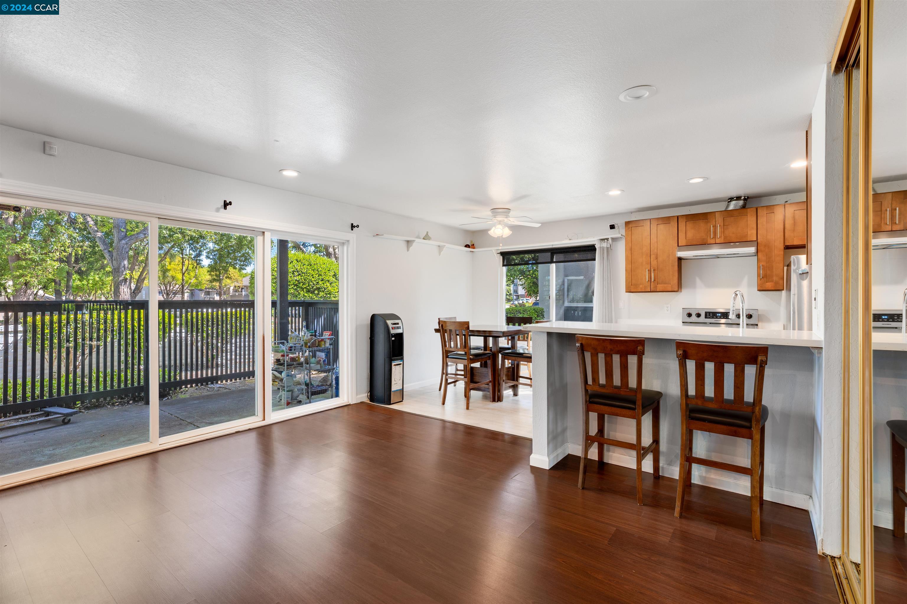 9085 Alcosta Blvd # 398