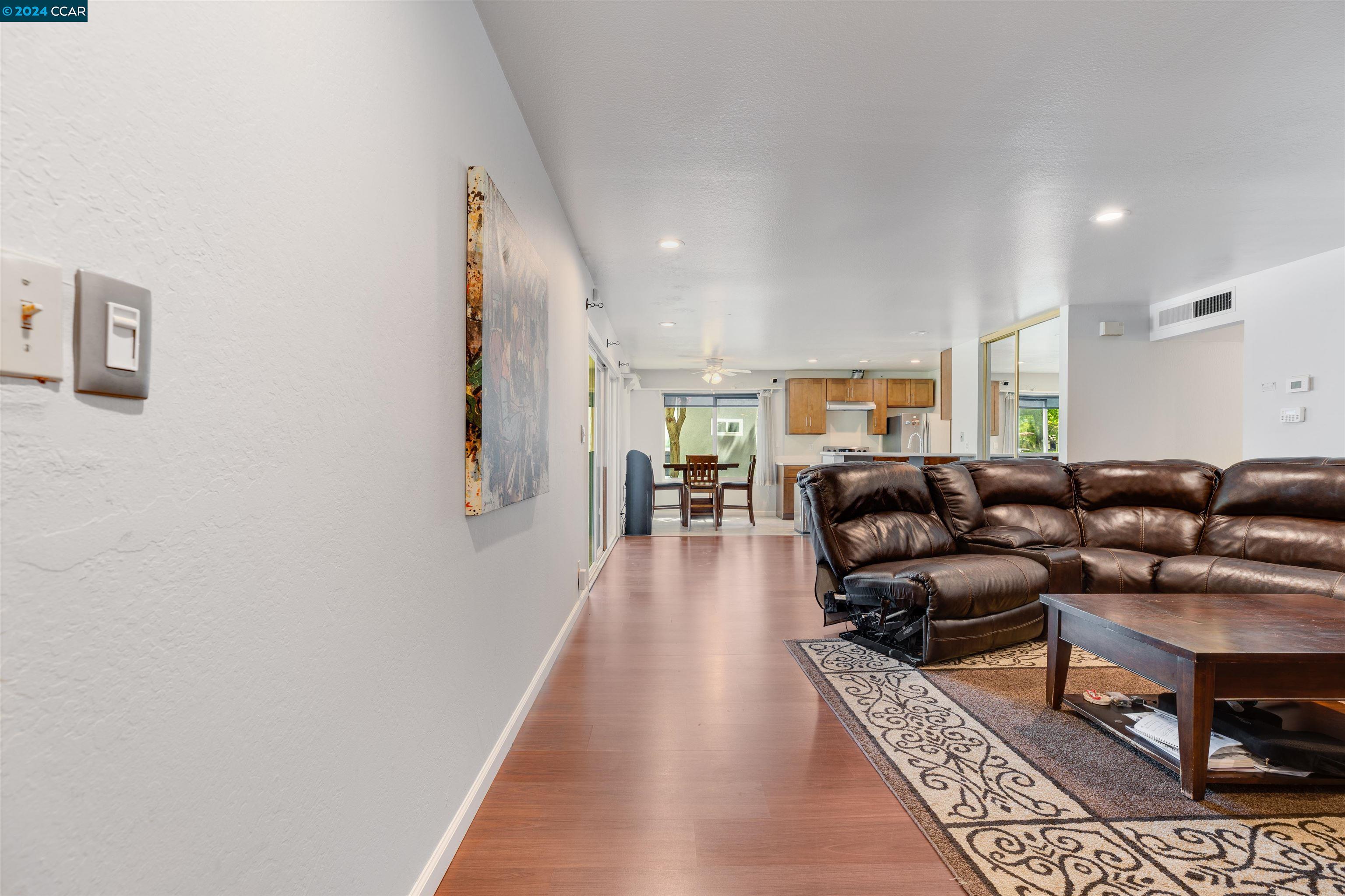 9085 Alcosta Blvd # 398