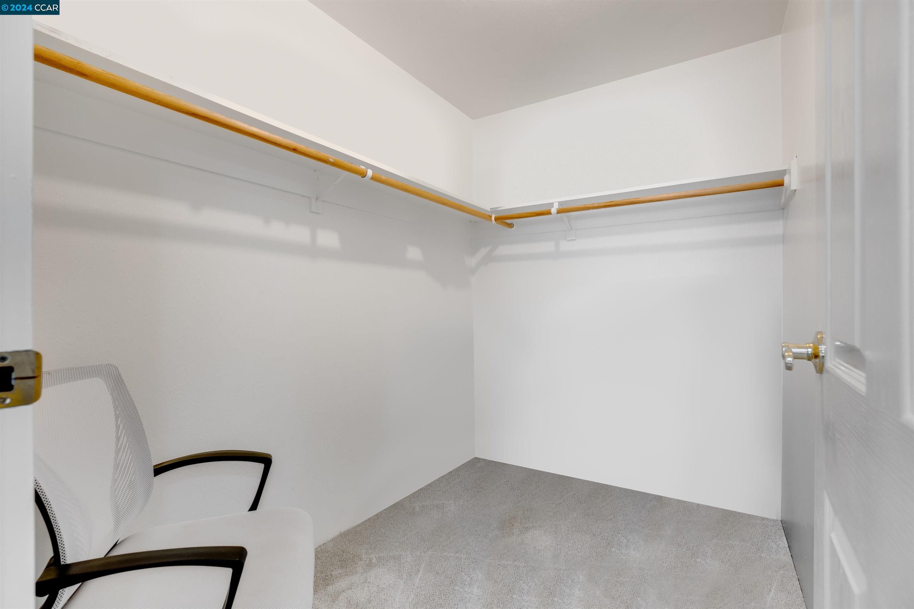 9085 Alcosta Blvd # 398