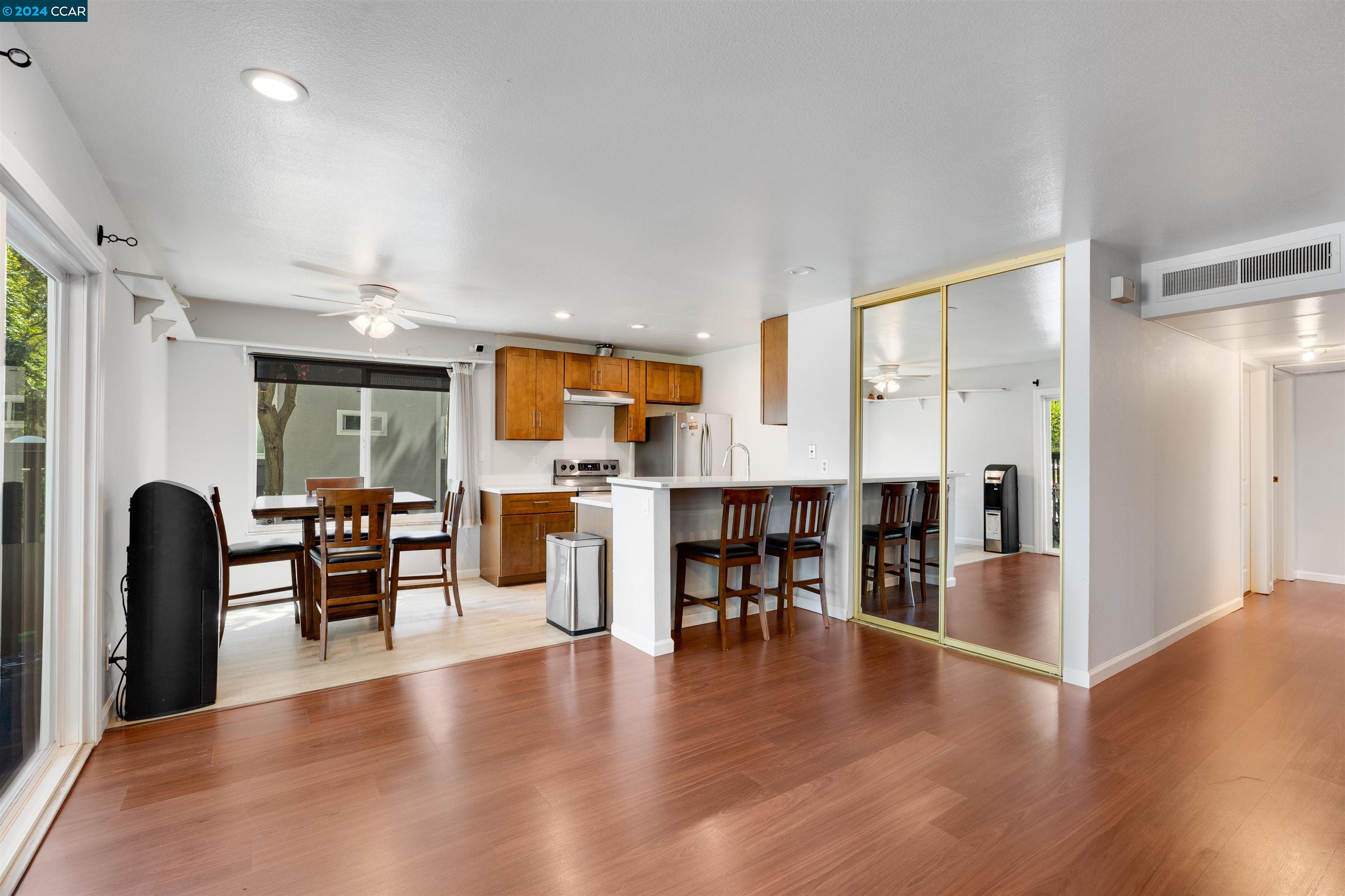 9085 Alcosta Blvd # 398