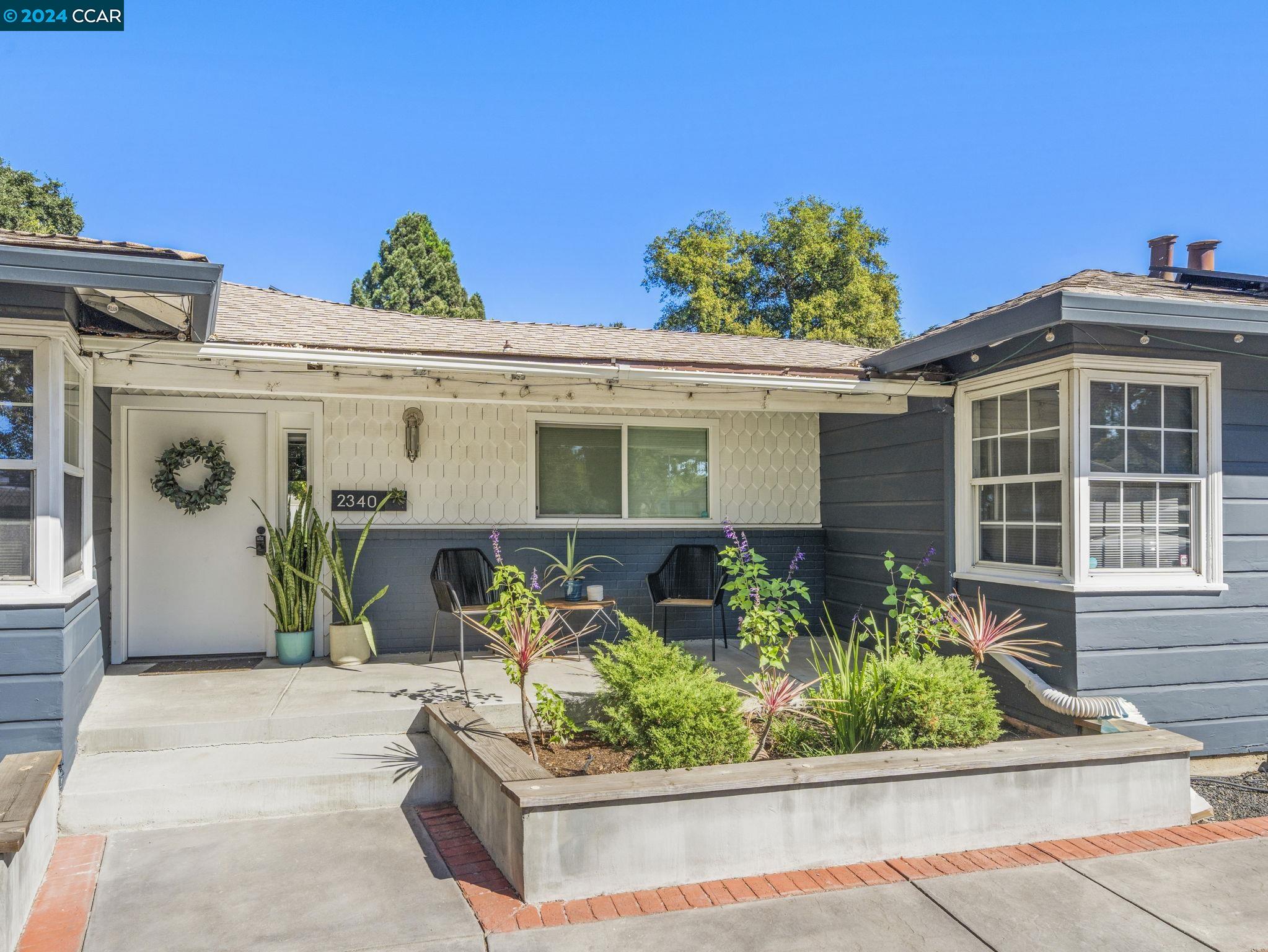 2340 Galindo St