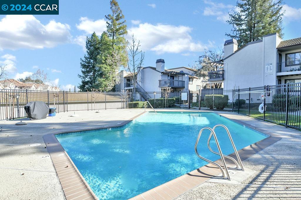 1355 Hull Lane