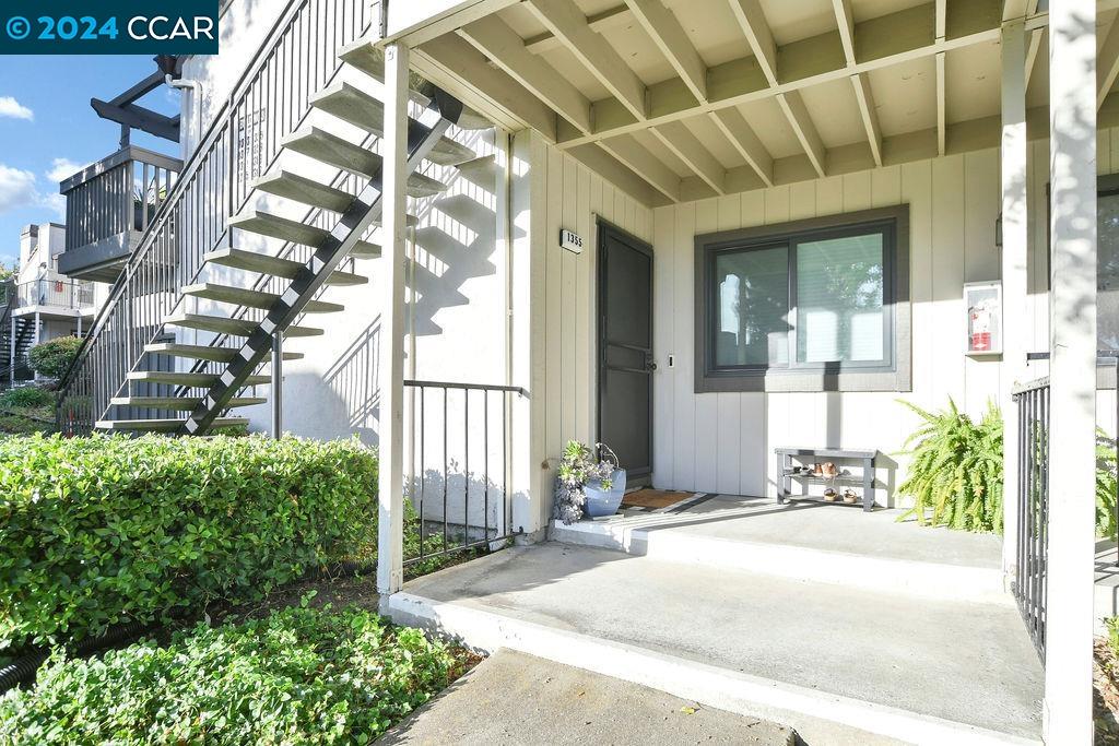 1355 Hull Lane
