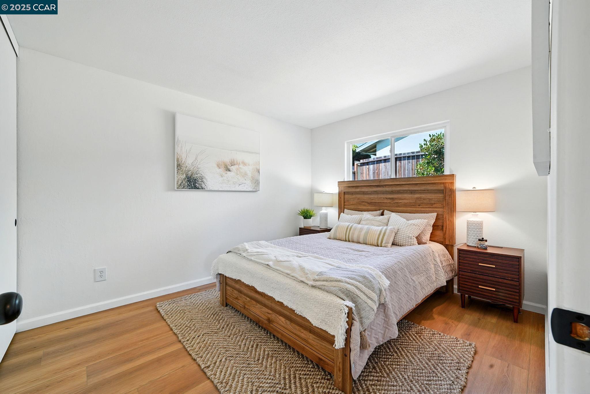 1437 Rolling Hill Way