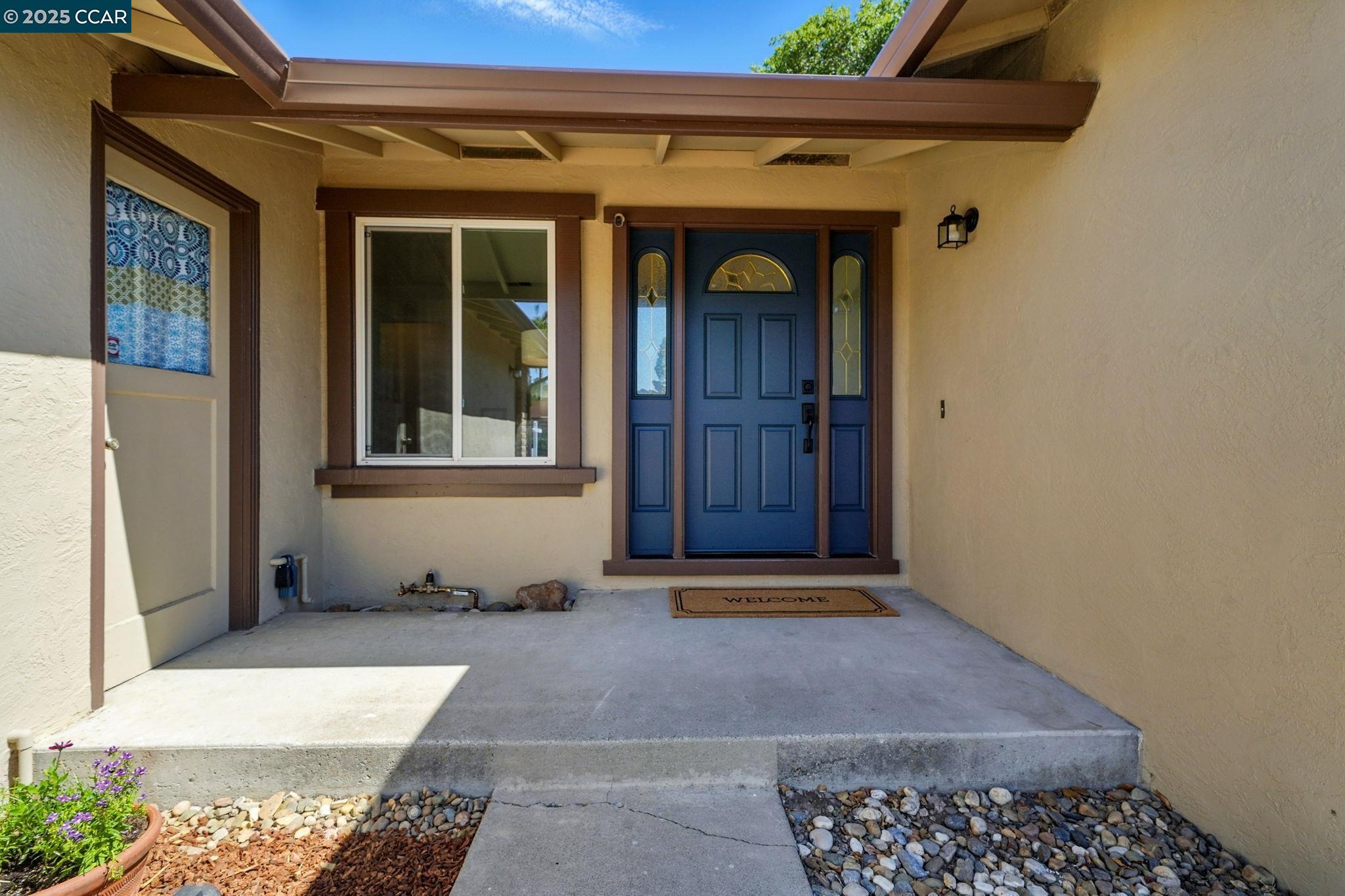 1437 Rolling Hill Way