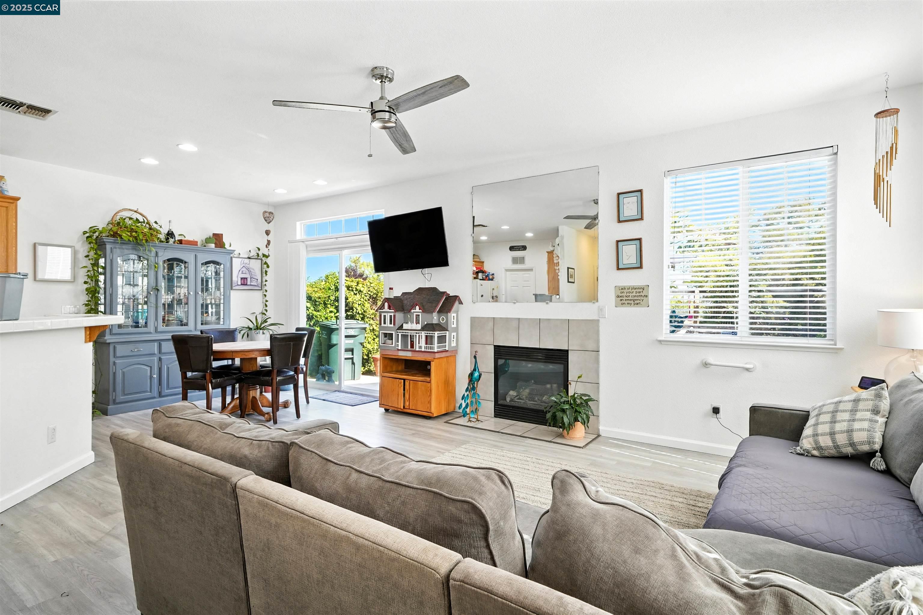 406 Cape May Ct
