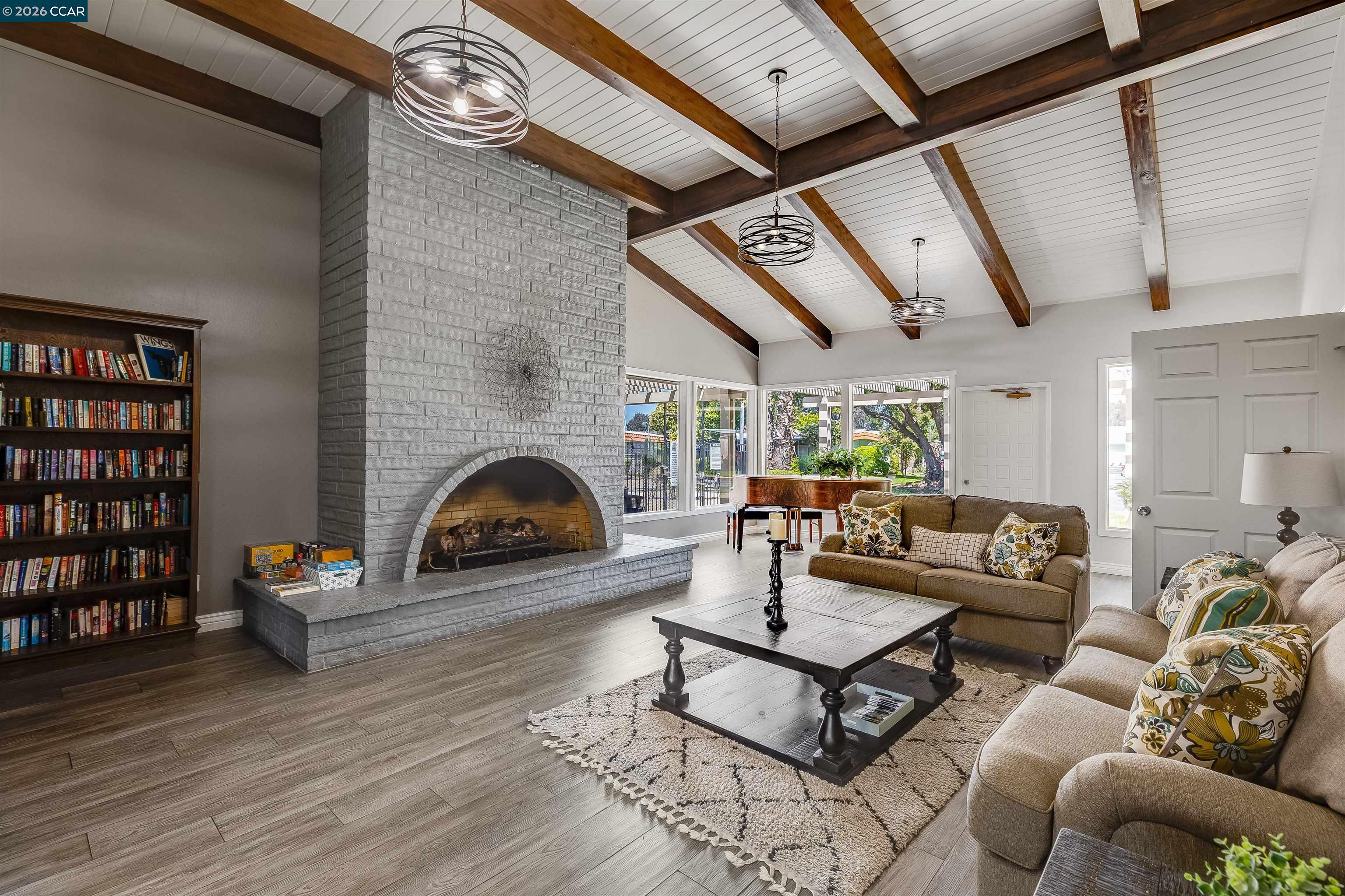 2368 Dalis Drive