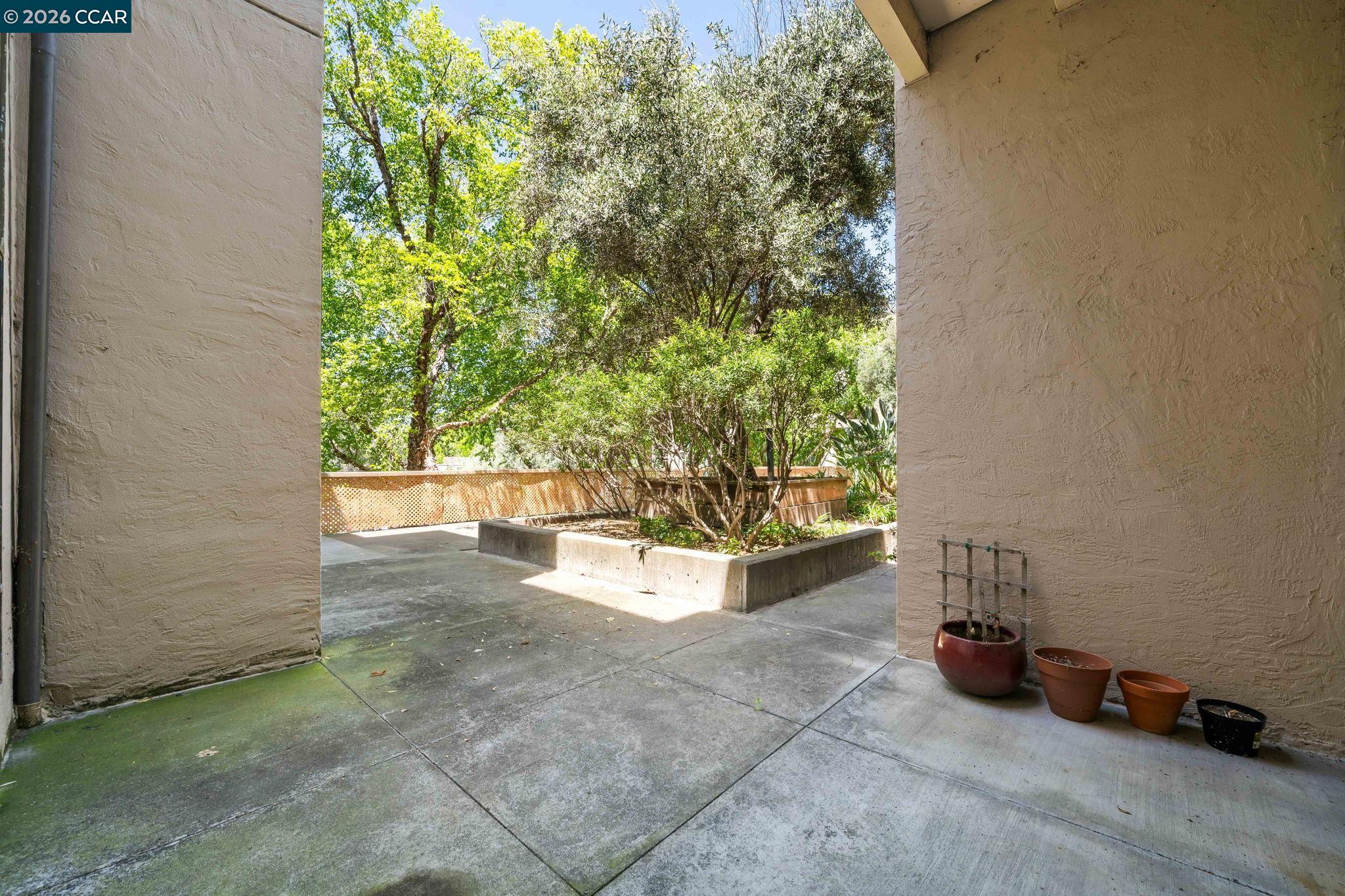 460 N Civic Dr # 301
