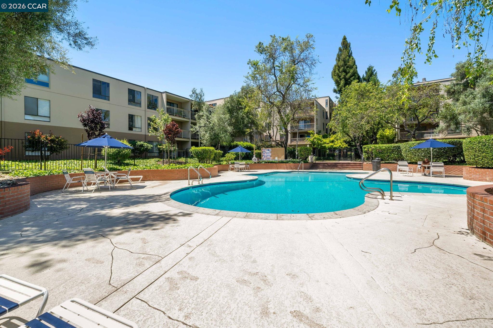 460 N Civic Dr # 301