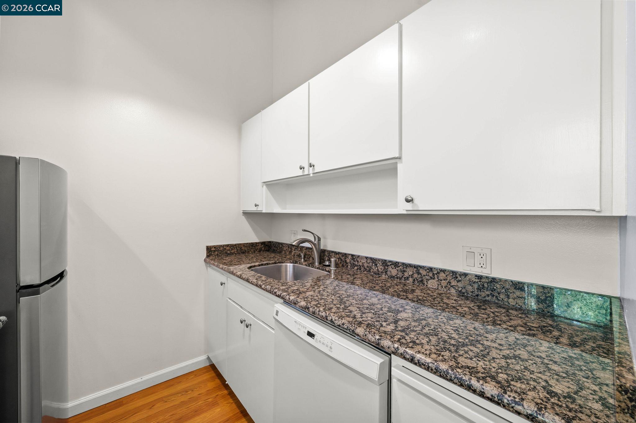 460 N Civic Dr # 301