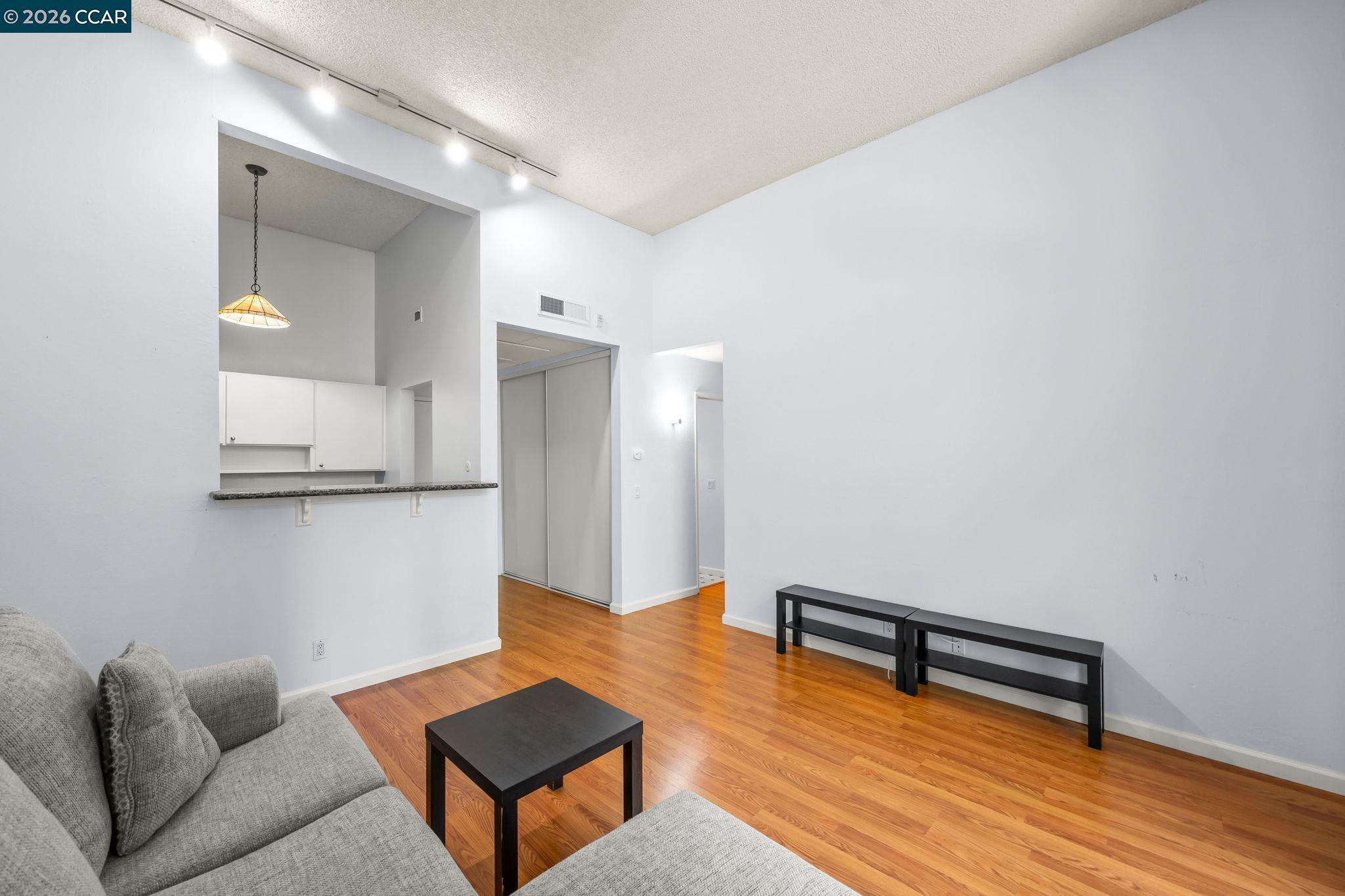460 N Civic Dr # 301