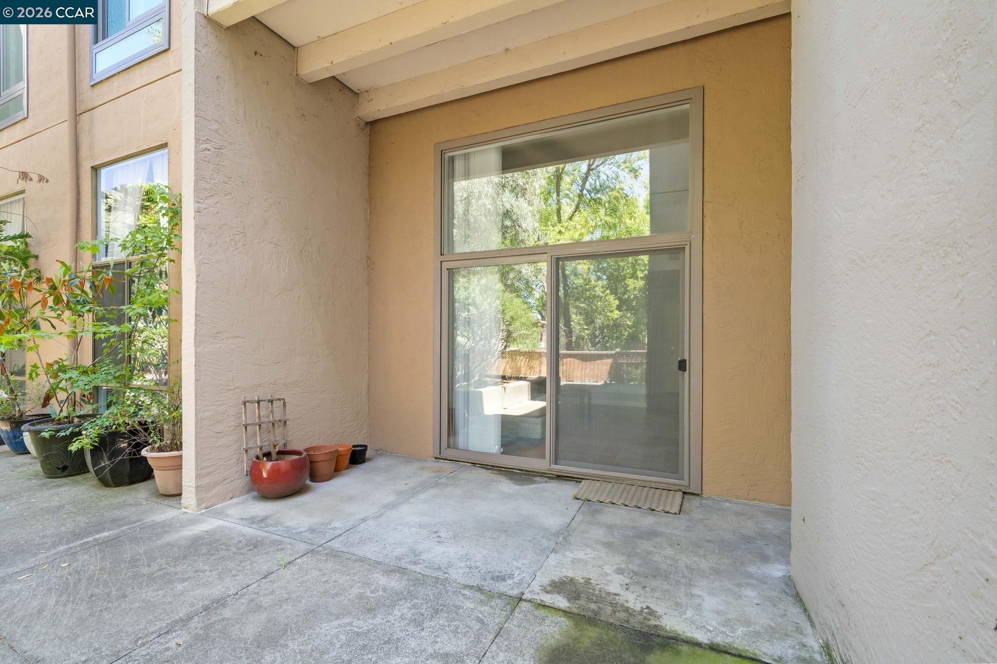 460 N Civic Dr # 301