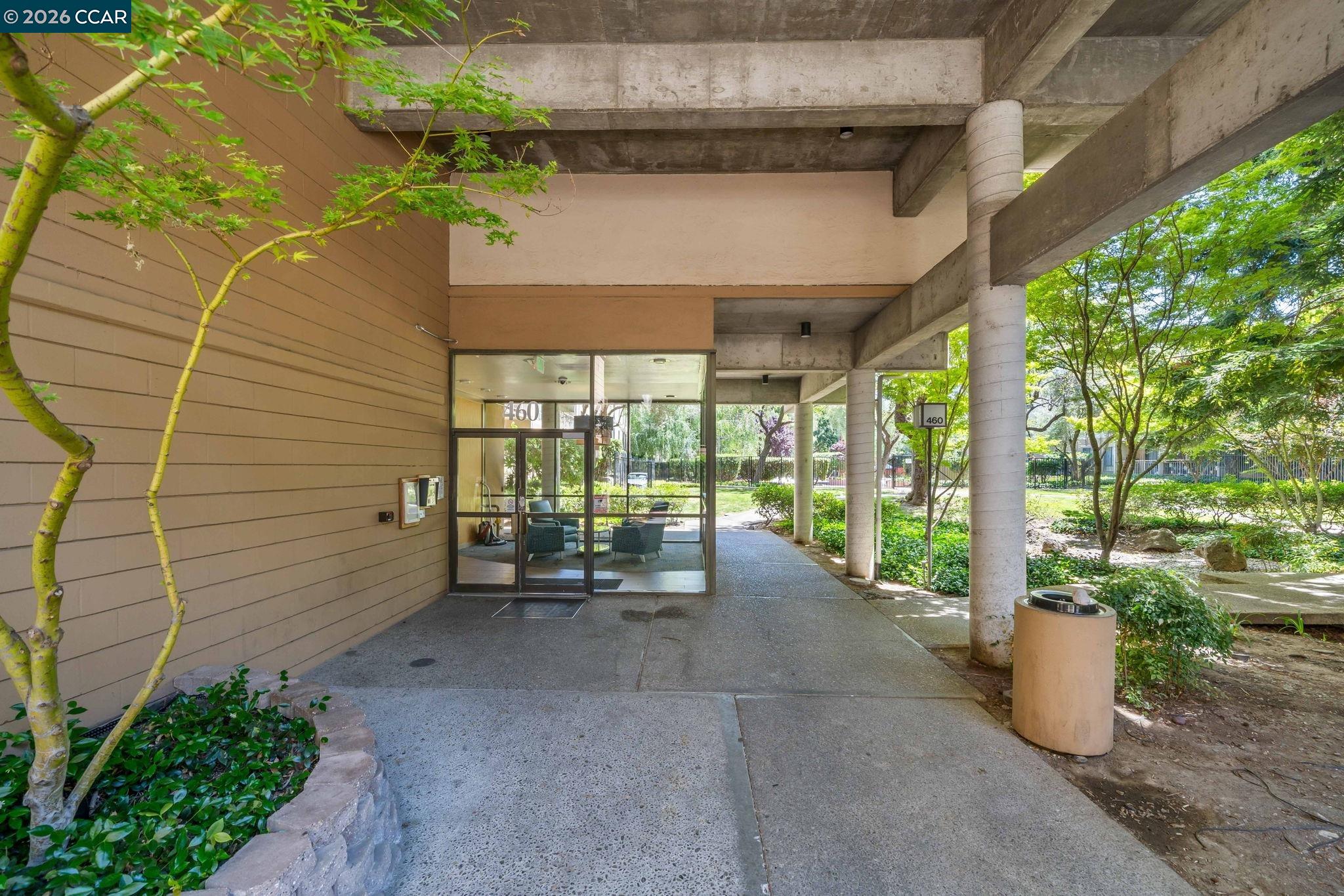 460 N Civic Dr # 301