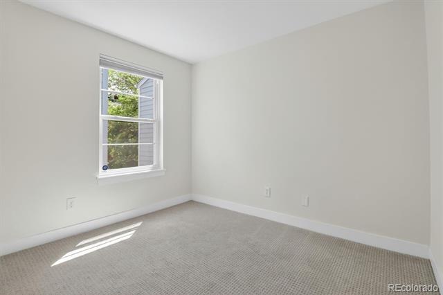 1111 Maxwell Avenue Unit: 212