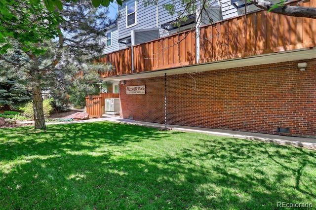 1111 Maxwell Avenue Unit: 212
