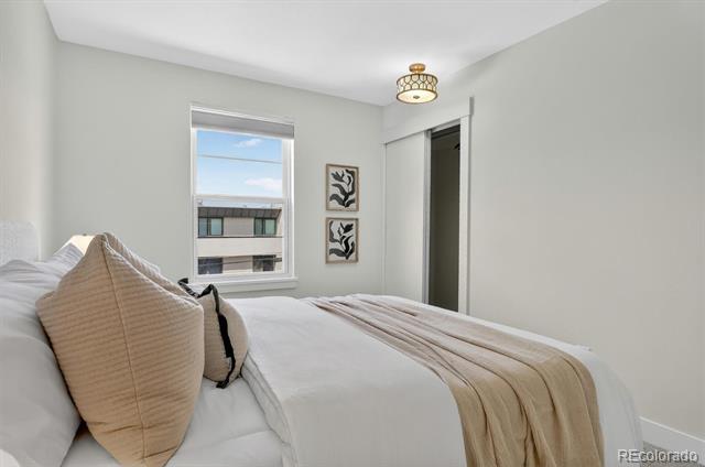 1111 Maxwell Avenue Unit: 212