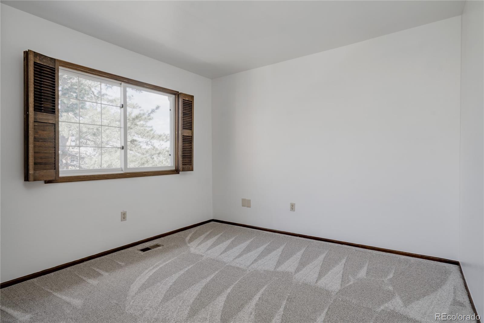 10622 W Dakan Mountain