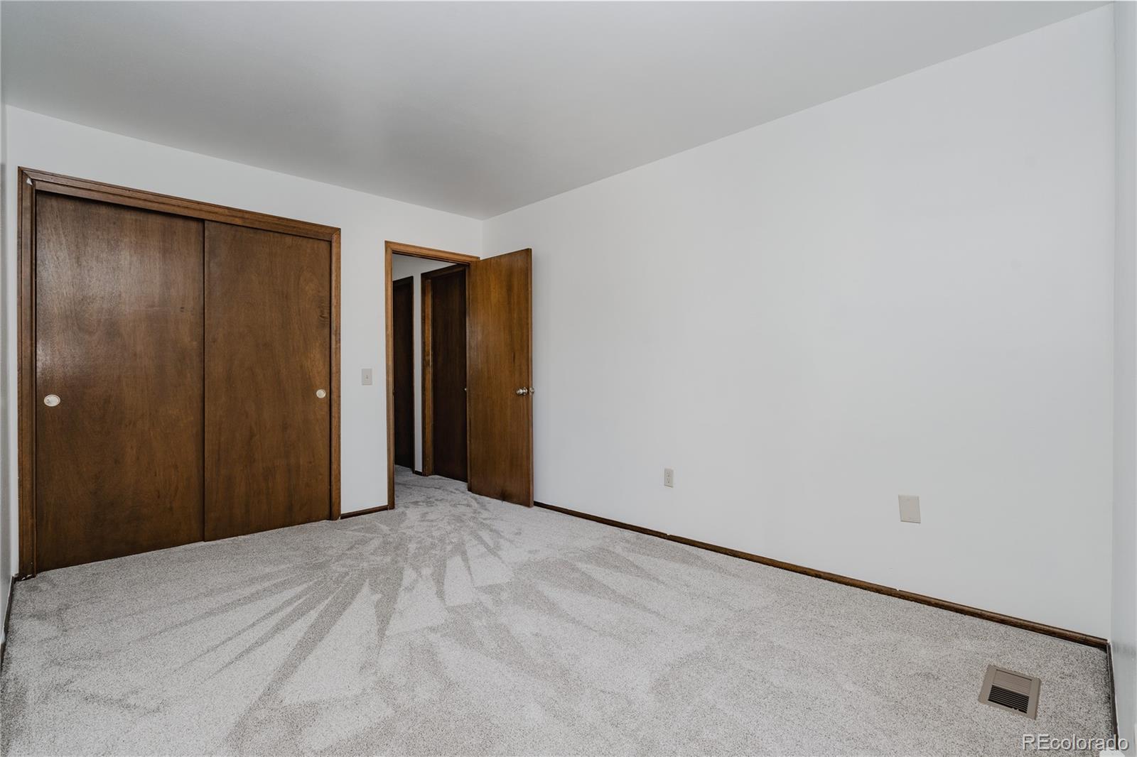 10622 W Dakan Mountain
