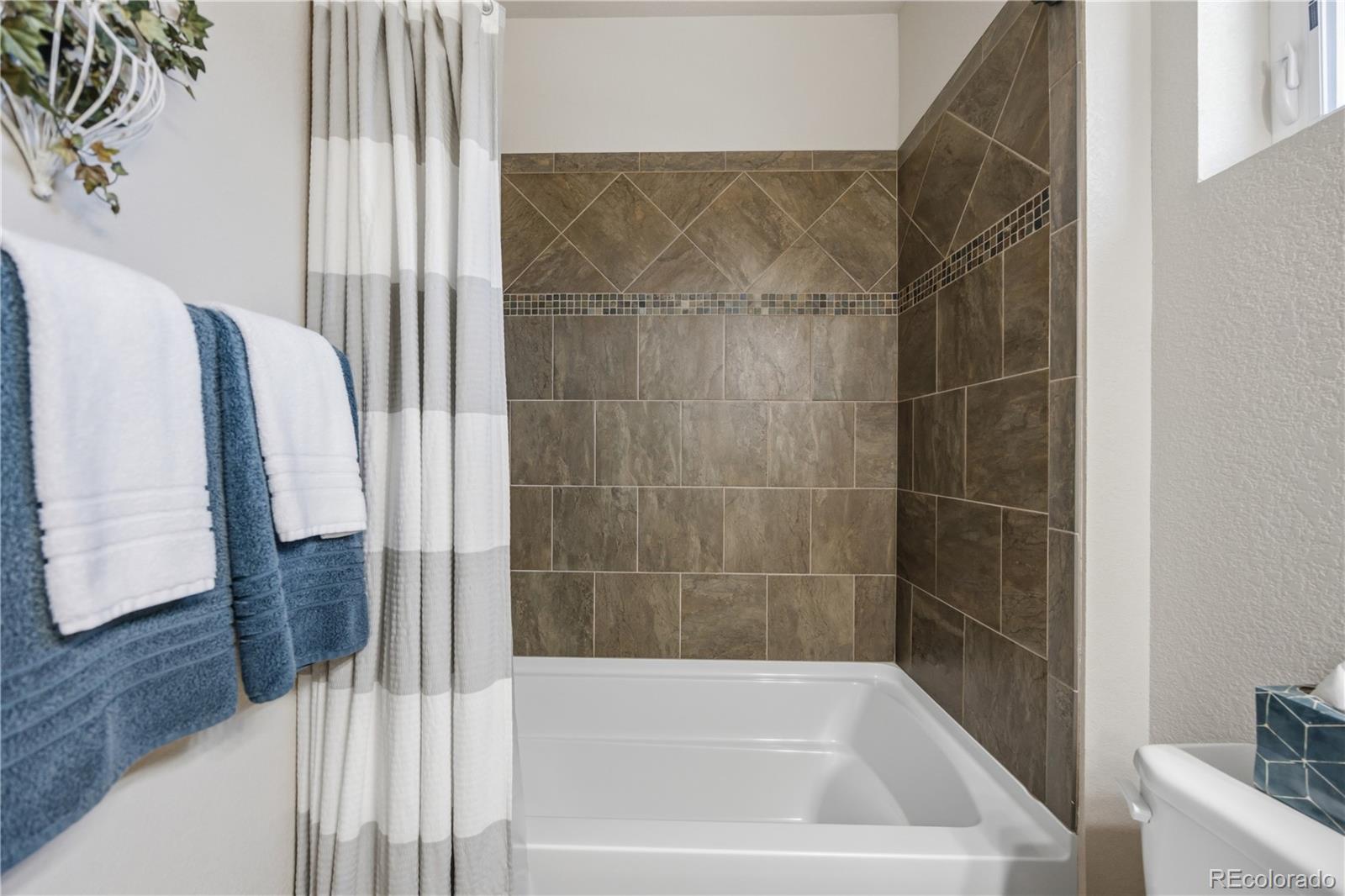 2162 Montauk Lane Unit: 3