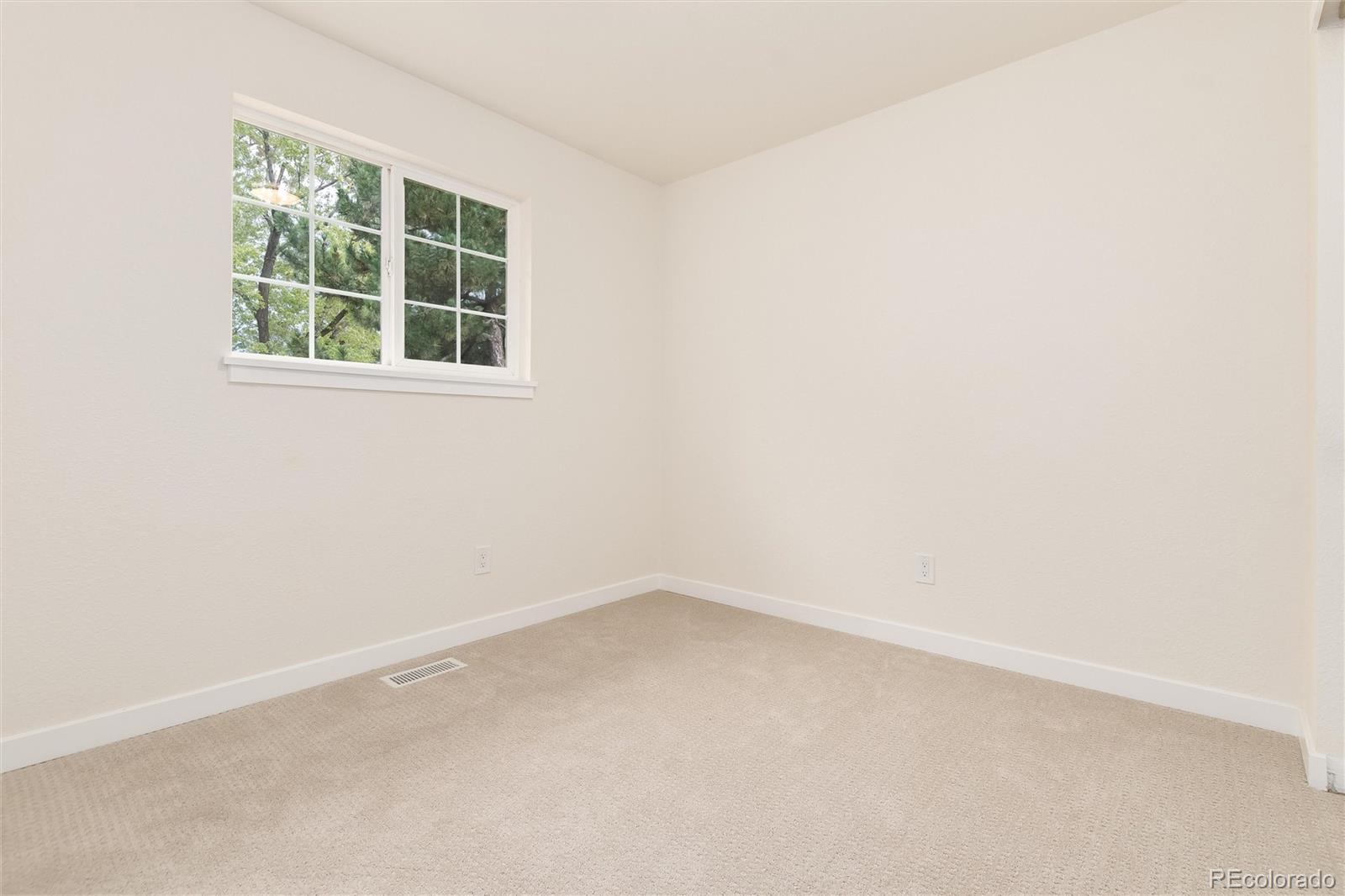 10812 Ingalls Circle