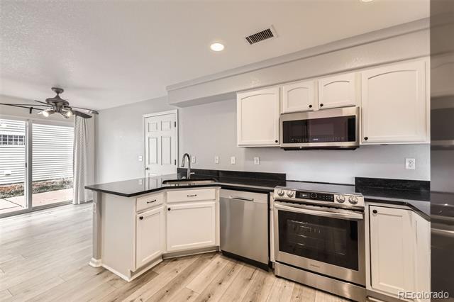 11745 Zenobia Loop