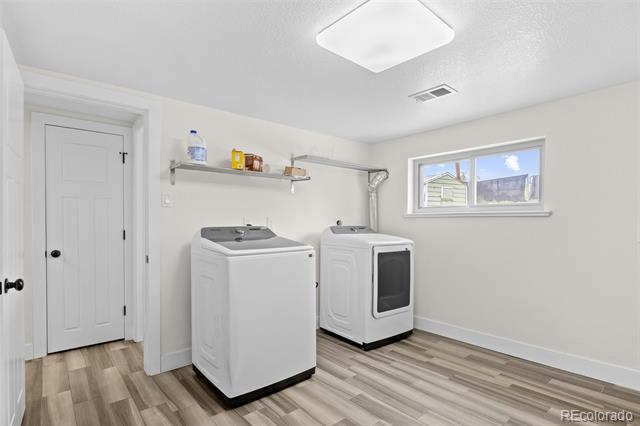 8525 W 64th Place