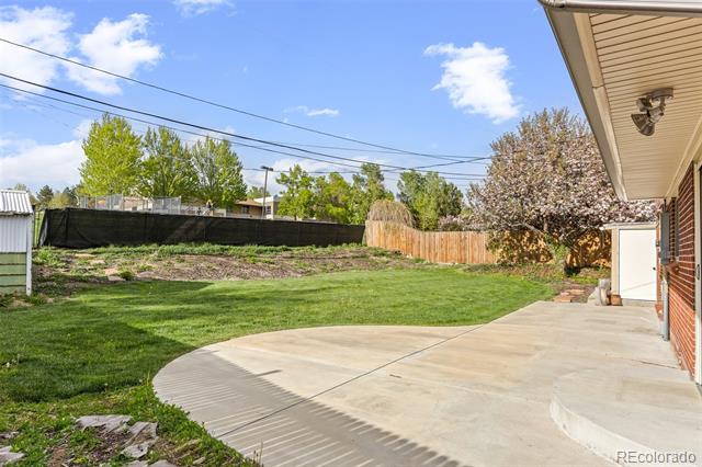 8525 W 64th Place