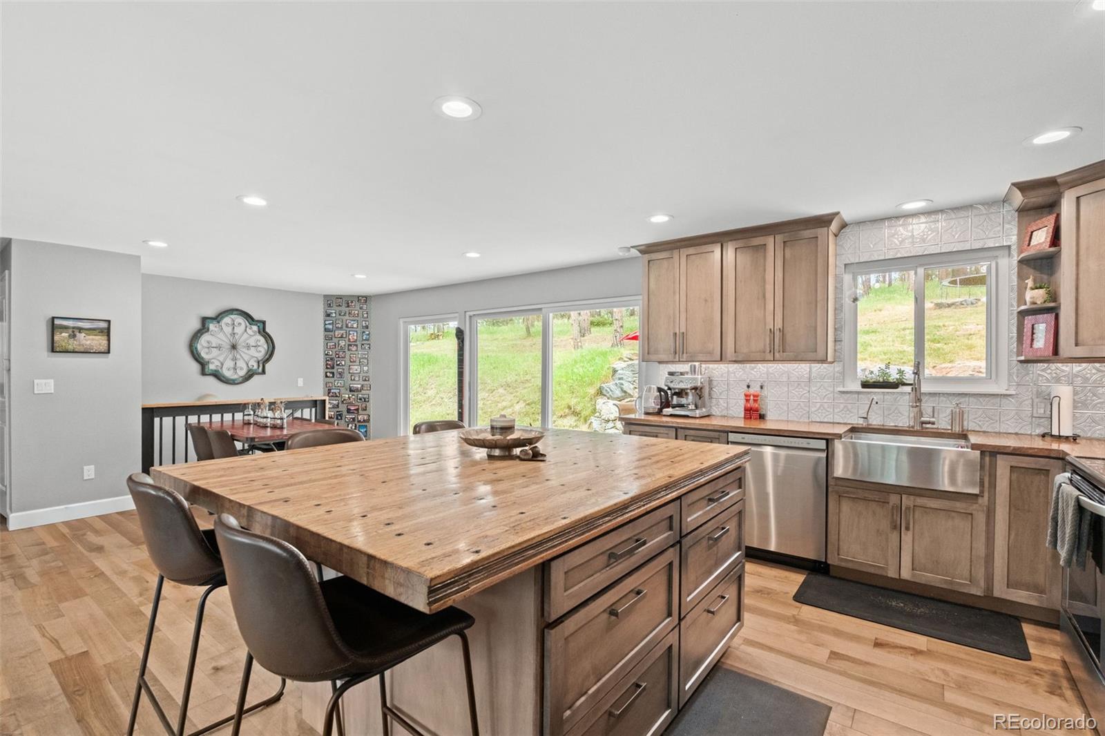 5553 Maggie Lane